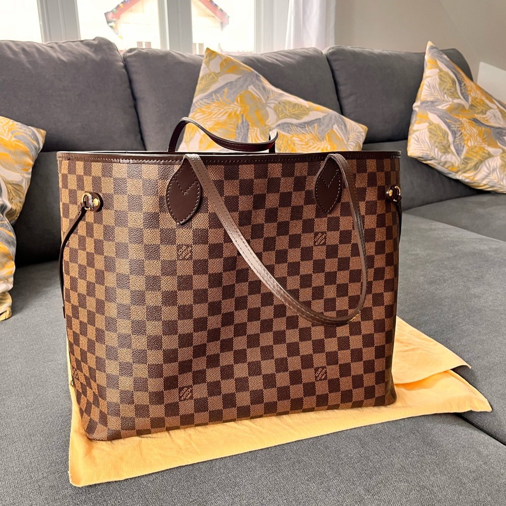 Louis Vuitton Damier Ebene Neverfull GM tote